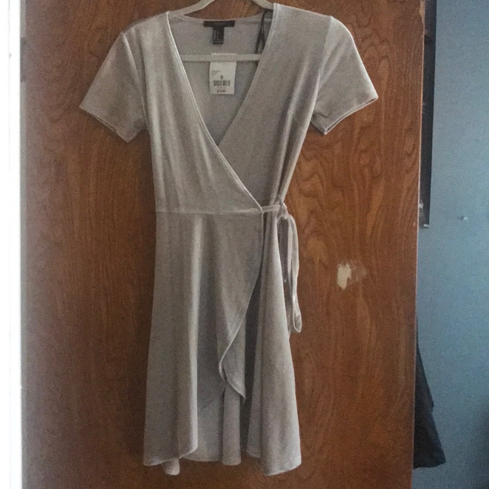 Taupe/grey colored “velvet” wrap dress.